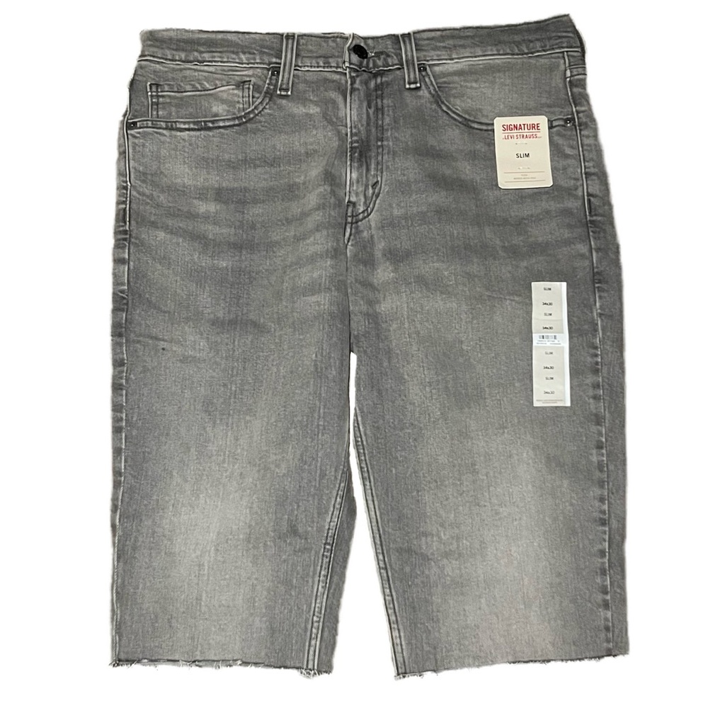 Signature by Levi Stratuss Gray Jean Shorts, Size 34x30, NWT